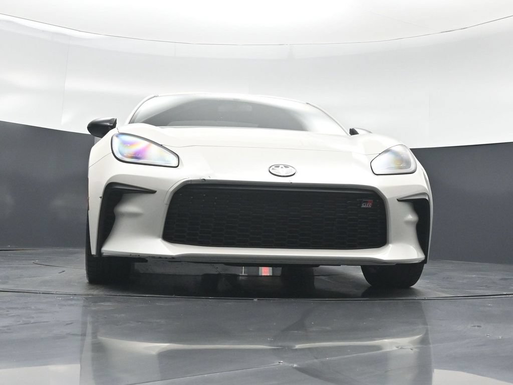 Used 2024 Toyota GR86 Premium RWD image 41