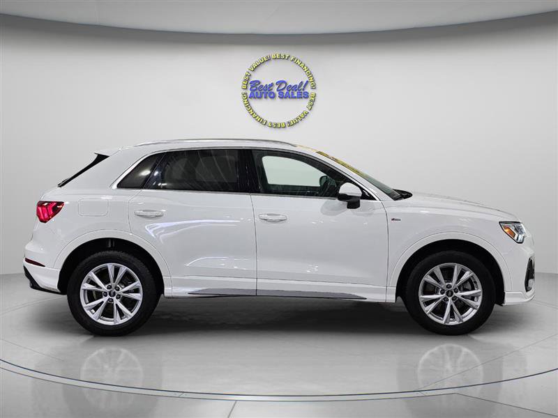 Used 2023 Audi Q3 2.0T Premium image 7