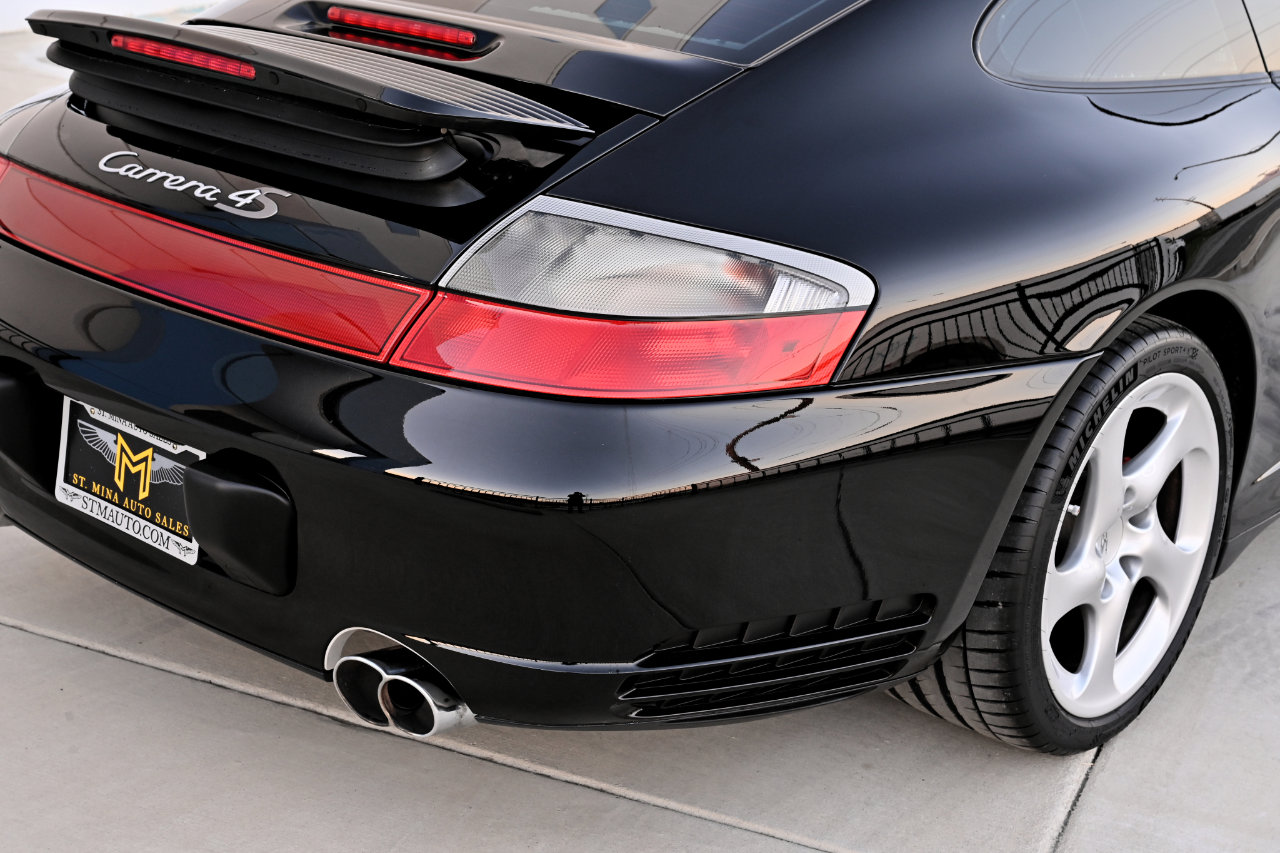 Used 2004 Porsche 911 Carrera 4S image 40