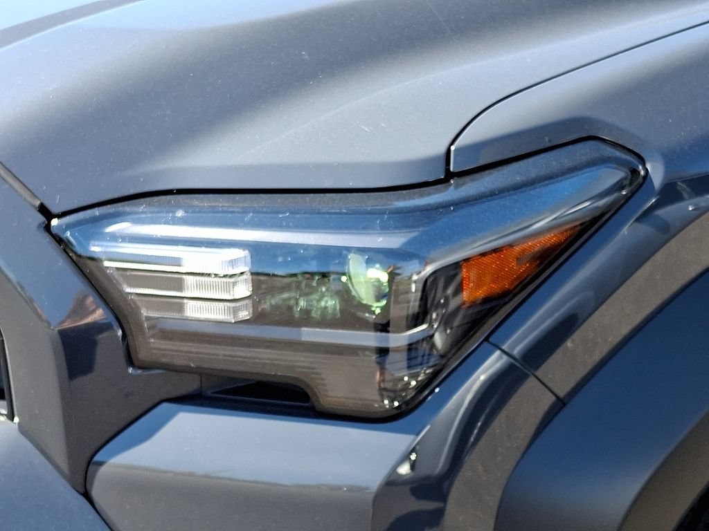 Used 2025 Toyota 4Runner TRD Off-Road AWD/4WD image 9
