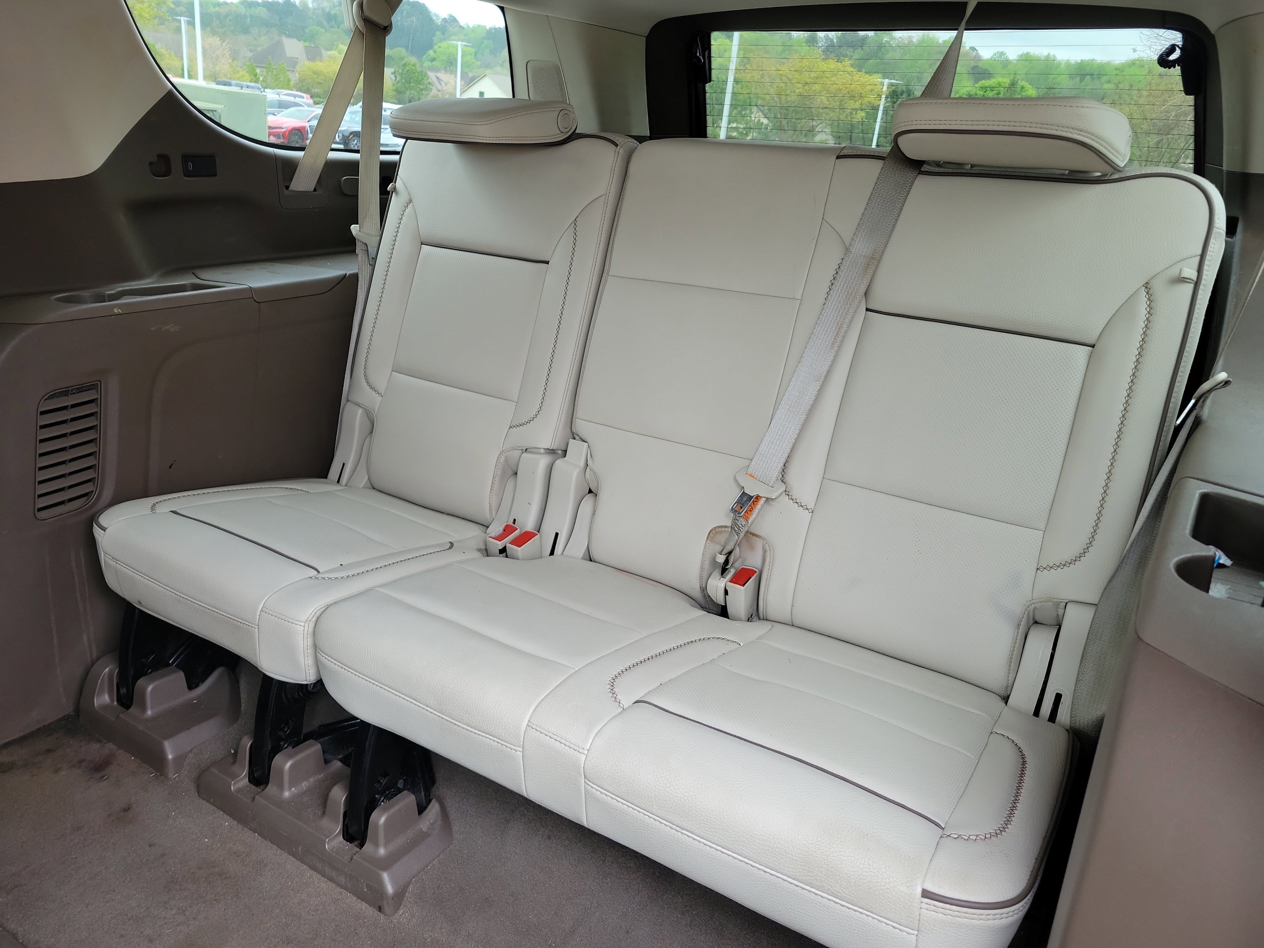 Used 2021 GMC Yukon XL Denali image 6