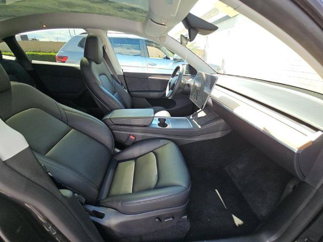 Used 2025 Tesla Model Y Long Range RWD image 8