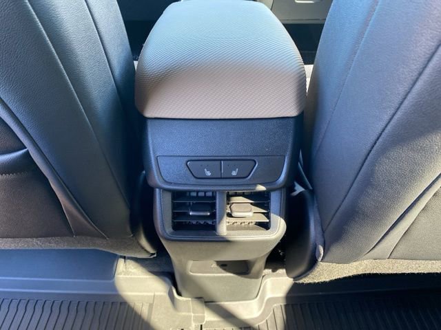 New 2026 Chevrolet Equinox ACTIV w/ Convenience Package III image 24