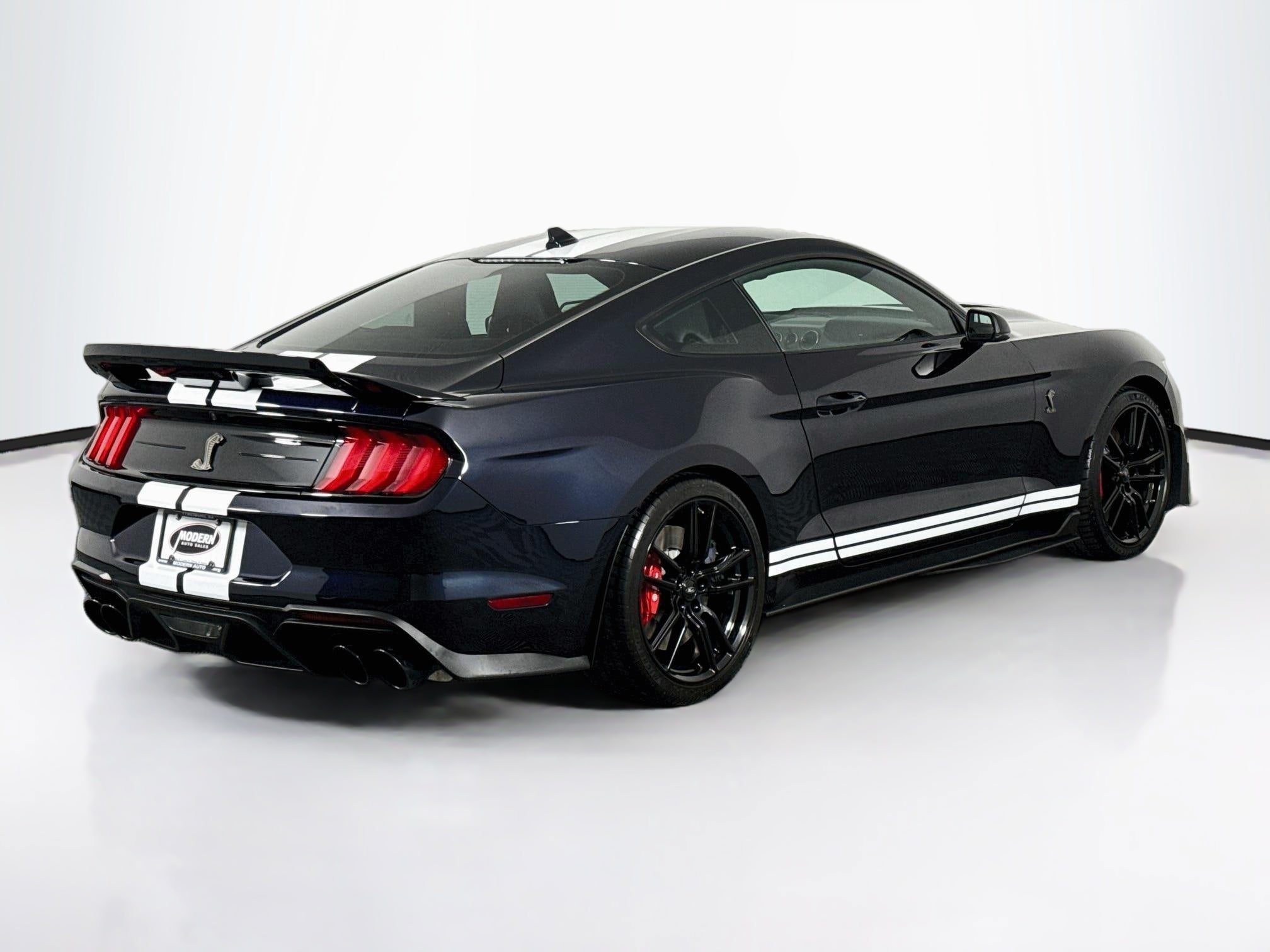 Used 2021 Ford Mustang Shelby GT500 w/ Technology Package RWD image 15