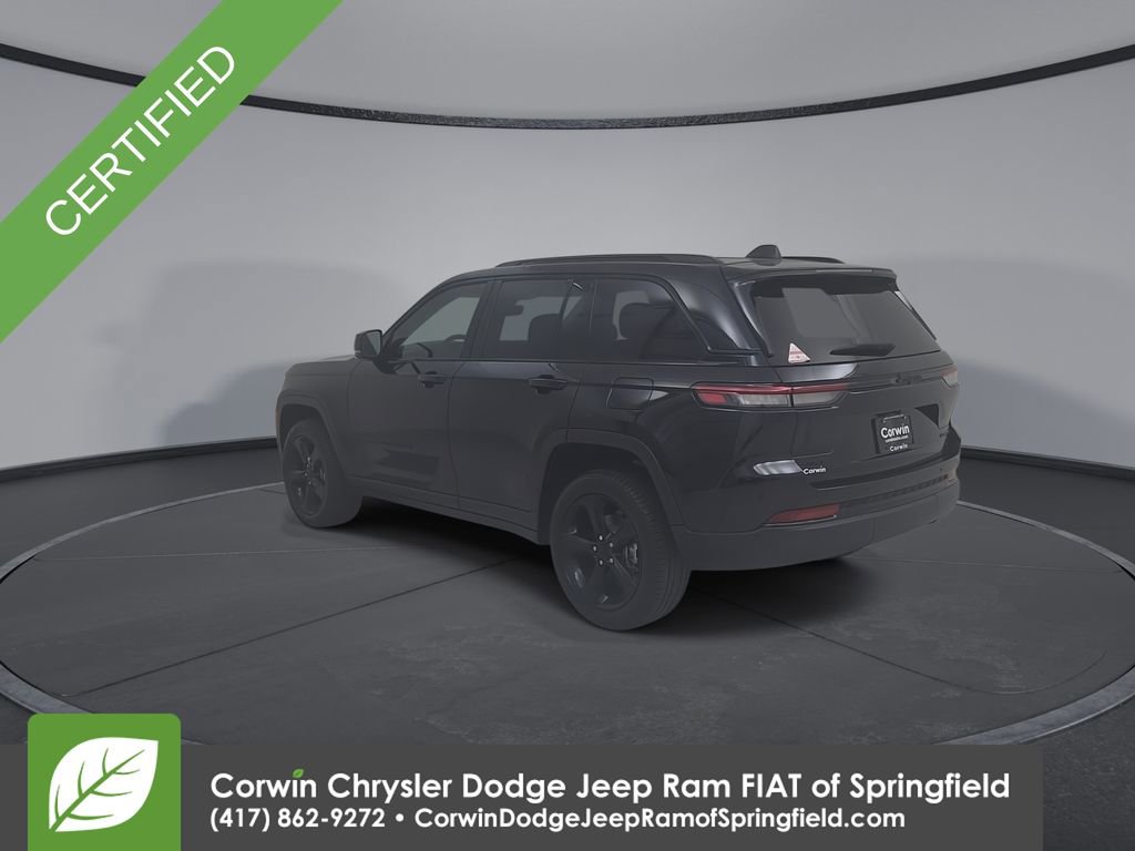 Certified 2023 Jeep Grand Cherokee Limited w/ Black Appearance Package image 12