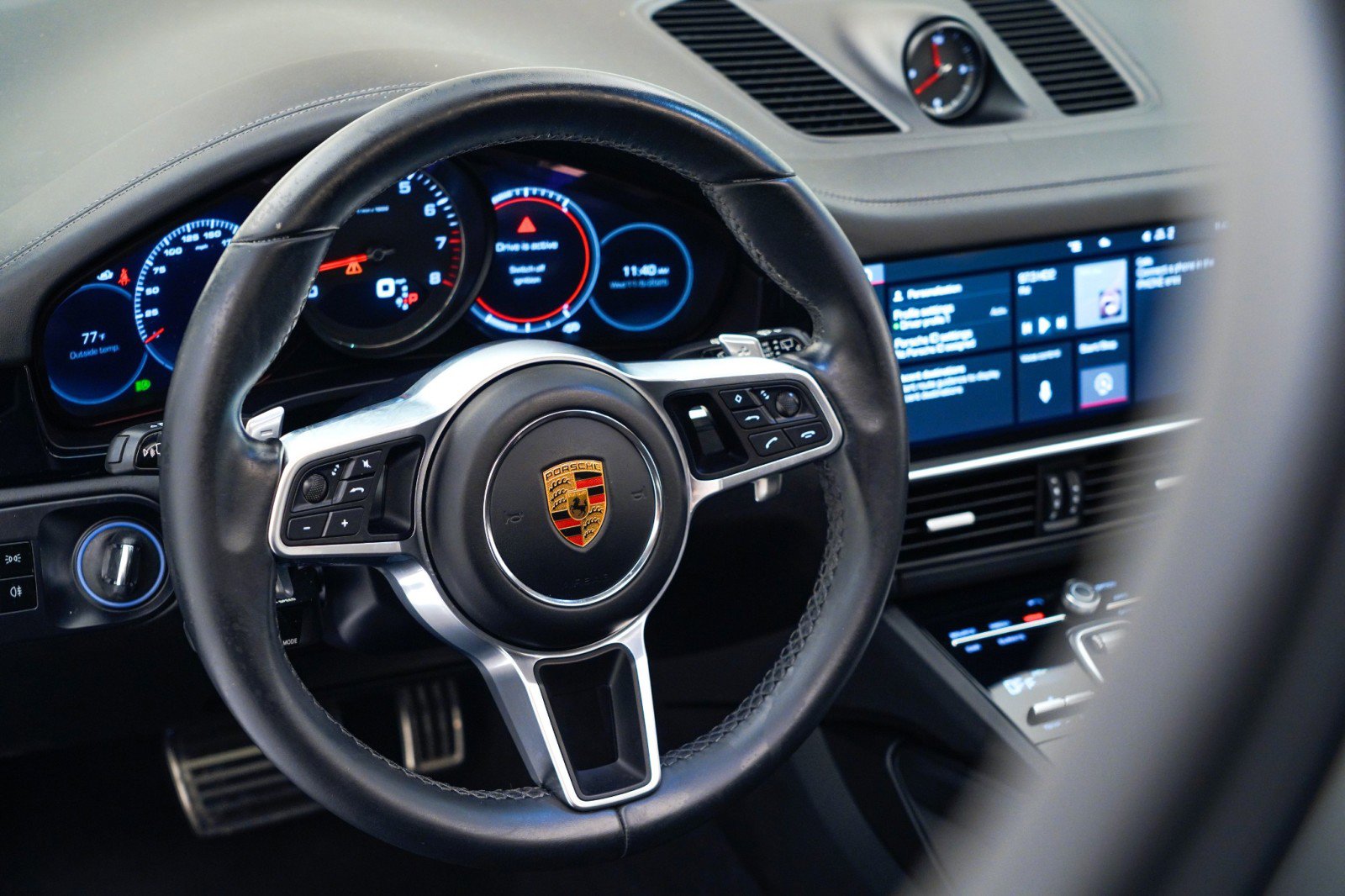 Used 2021 Porsche Cayenne S image 21