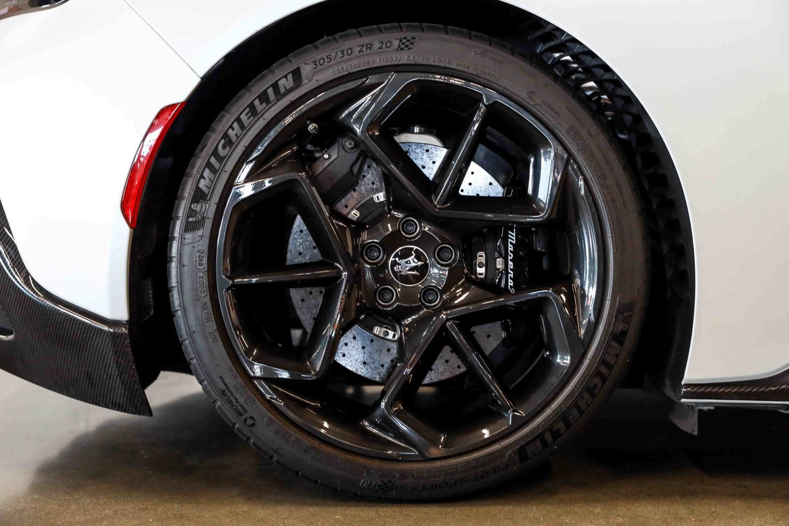 Used 2022 Maserati MC20 Coupe RWD image 17