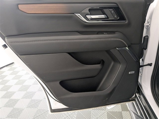 Certified 2025 GMC Yukon Denali image 30