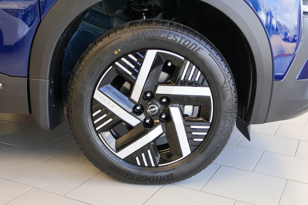 New 2026 Nissan Kicks SV image 15