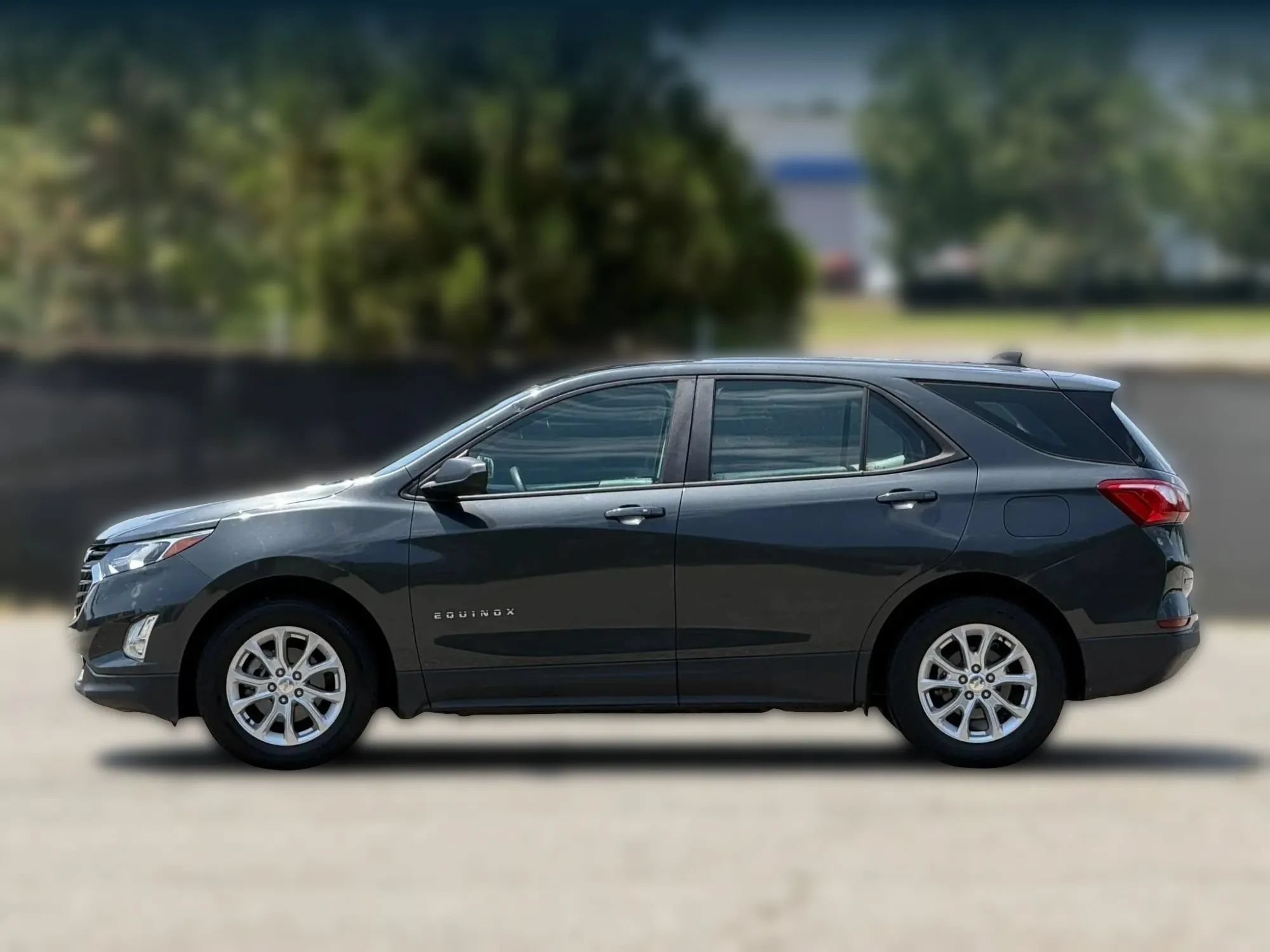 Used 2021 Chevrolet Equinox LS w/ LPO, Floor Liner Package FWD image 8