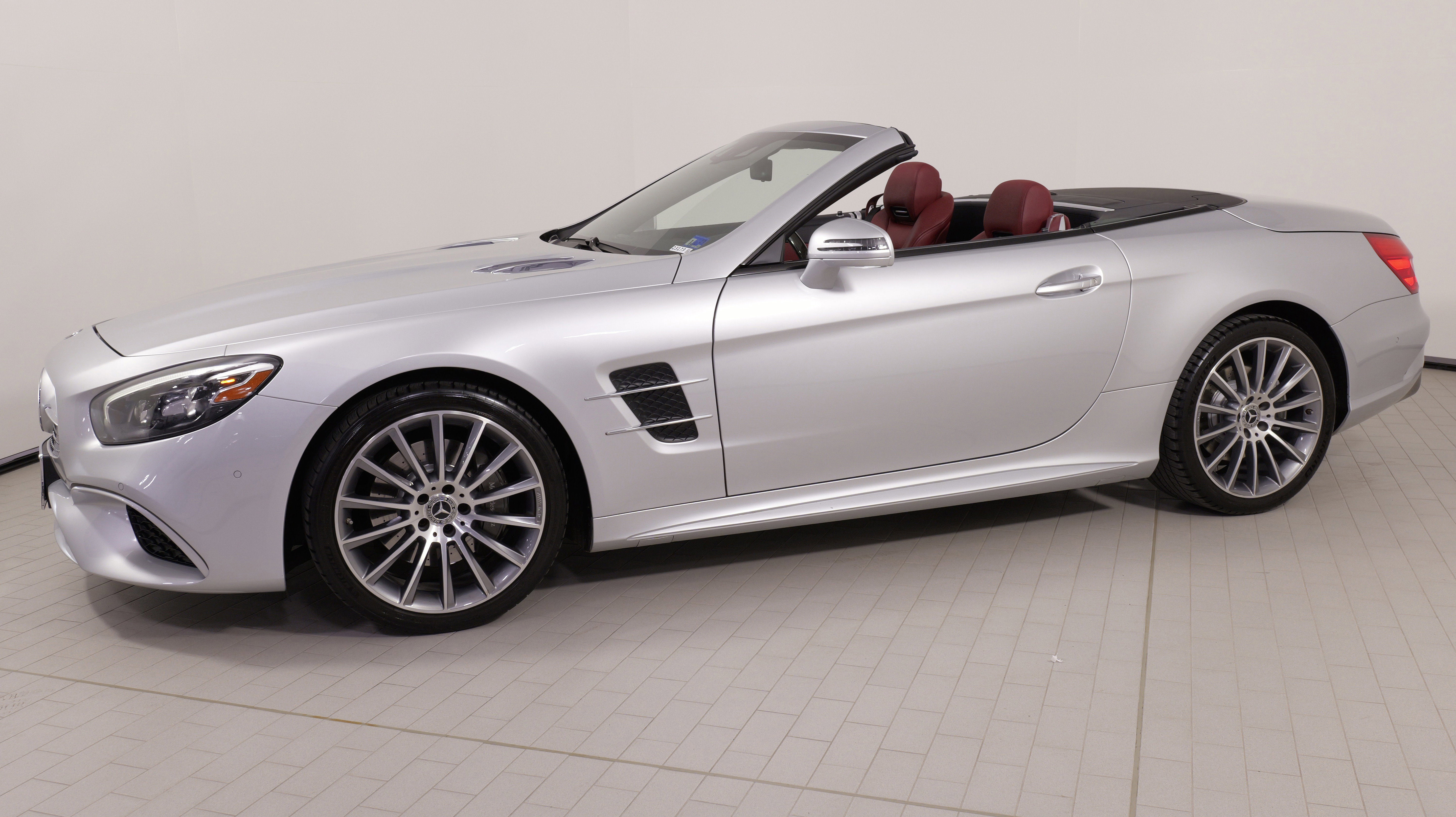 Used 2019 Mercedes-Benz SL 550