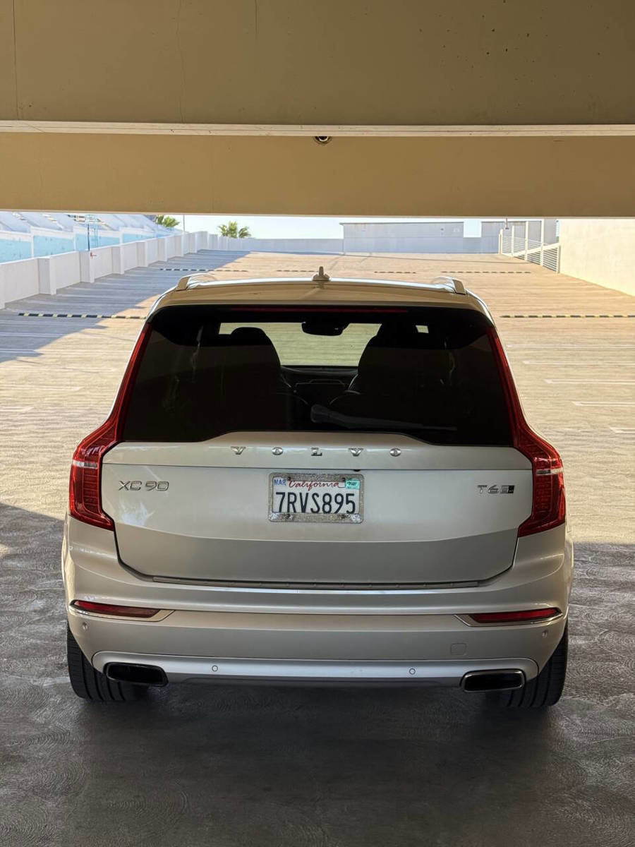 Used 2016 Volvo XC90 T6 Inscription w/ Vision Package AWD/4WD image 7