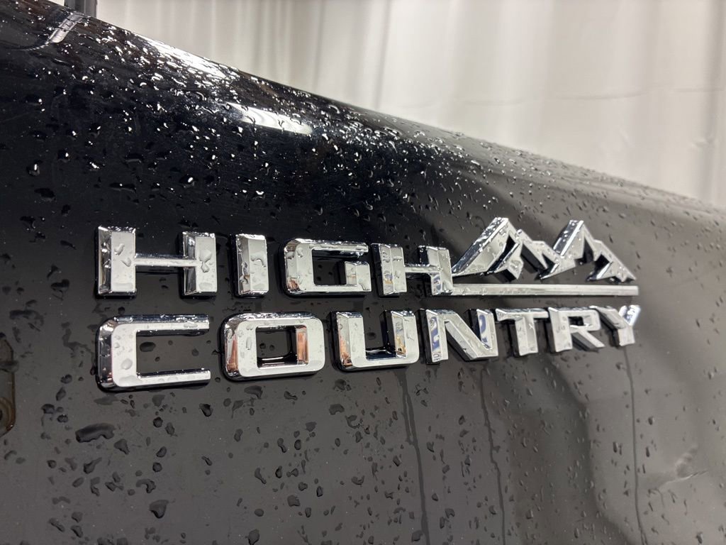 Used 2024 Chevrolet Silverado 2500 High Country w/ High Country Premium Package image 33