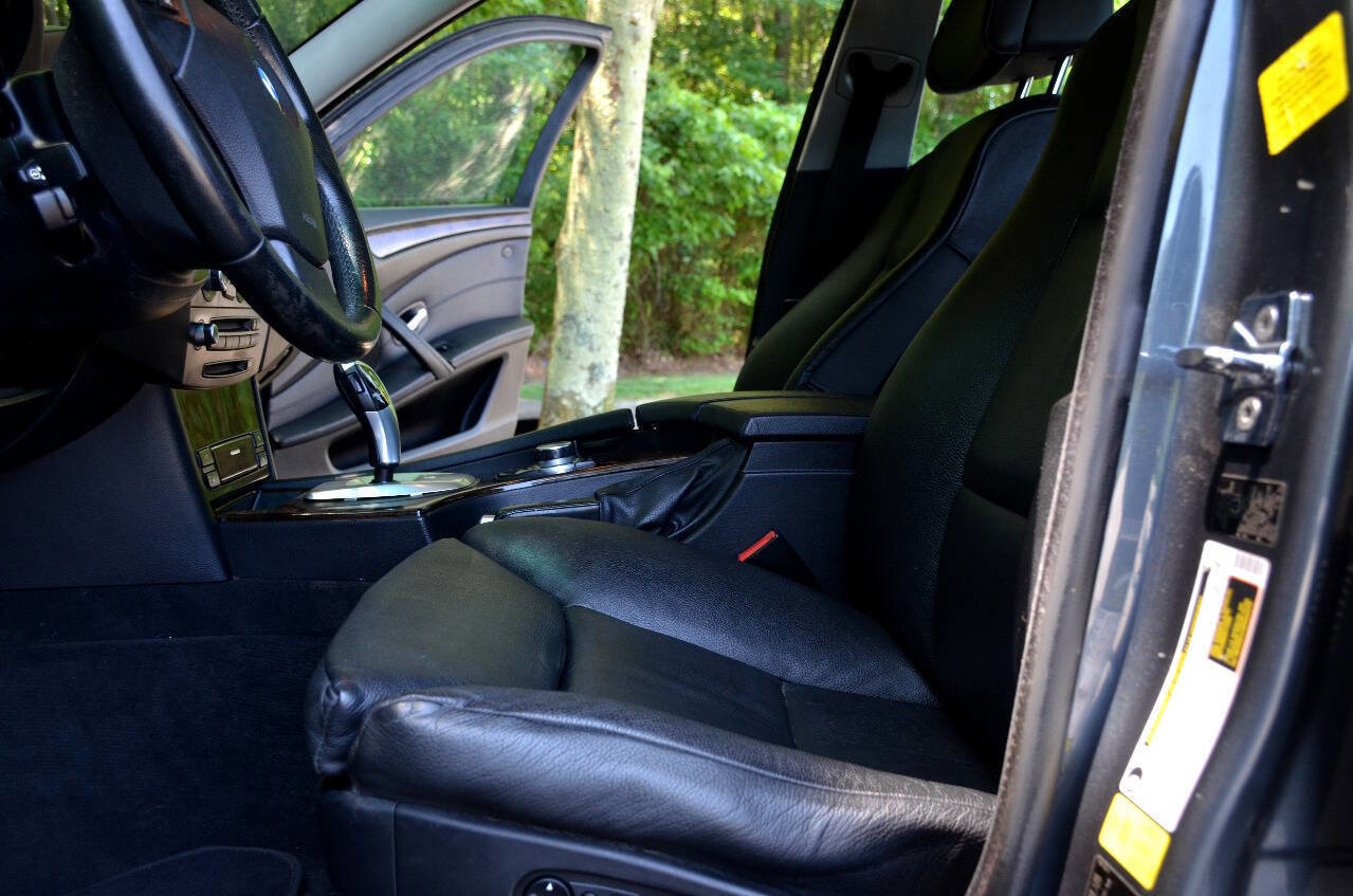 Used 2009 BMW 535i 535i 4dr Sedan image 13