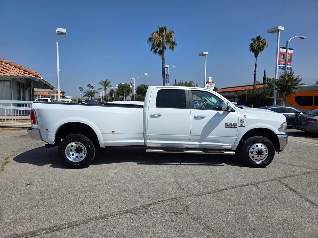 Used 2018 RAM 3500 Laramie w/ Convenience Group AWD/4WD image 4