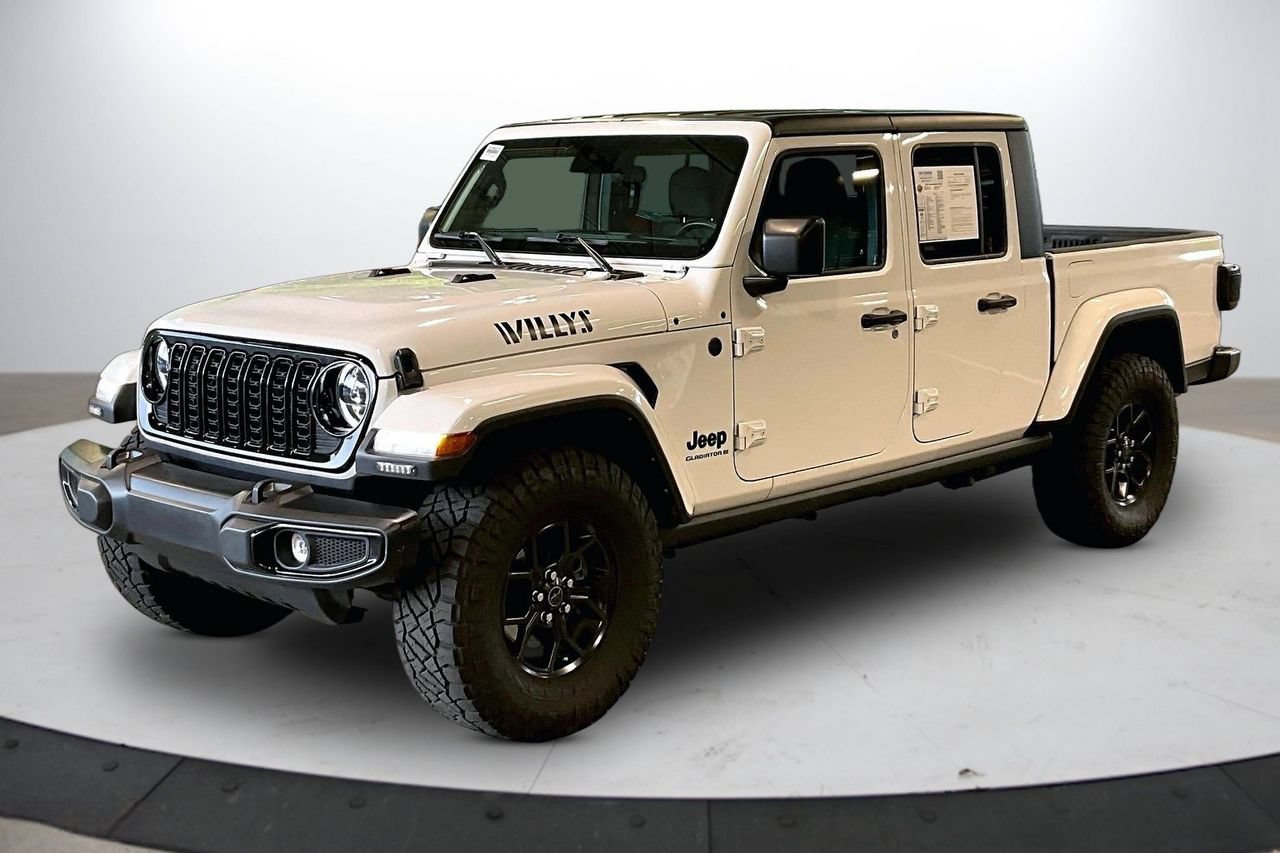 Certified 2024 Jeep Gladiator Sport AWD/4WD image 4