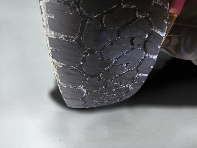 Used 2018 GMC Sierra 1500 SLT w/ SLT Premium Package image 24