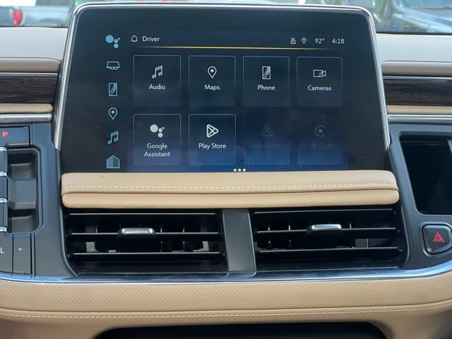 Used 2024 Chevrolet Suburban Premier AWD/4WD image 17