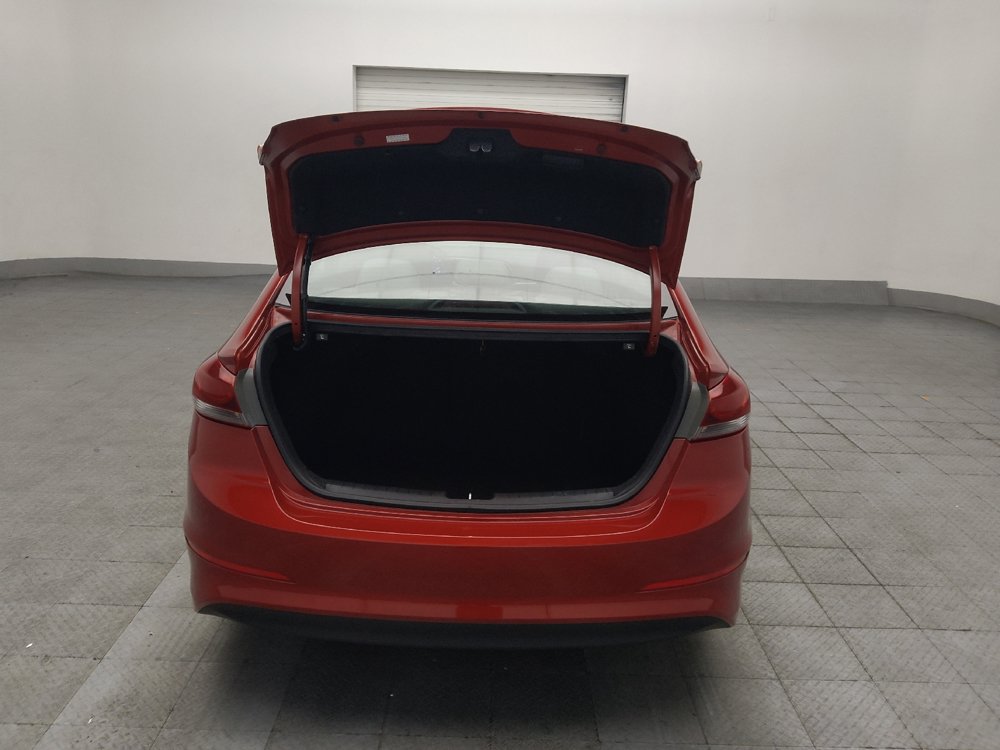 Used 2018 Hyundai Elantra SE FWD image 29