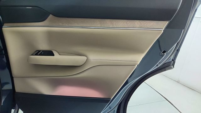 New 2026 Volvo EX90 Plus AWD/4WD image 34