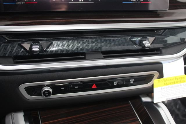 New 2026 BMW X6 xDrive40i w/ Climate Comfort Package image 14