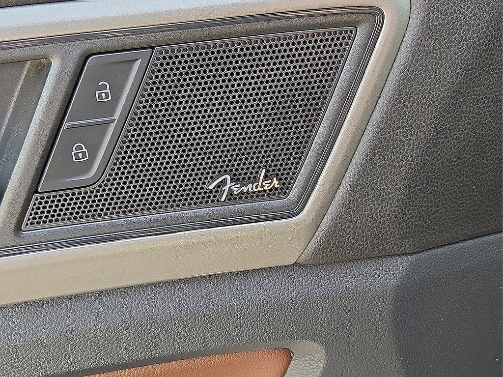 Used 2021 Volkswagen Atlas SEL Premium image 23