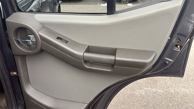 Used 2013 Nissan Xterra S w/ Value Package image 25