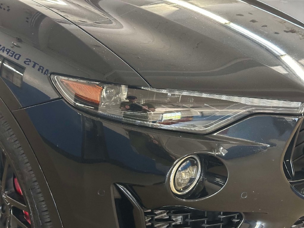 Used 2020 Maserati Levante S GranSport AWD/4WD image 12