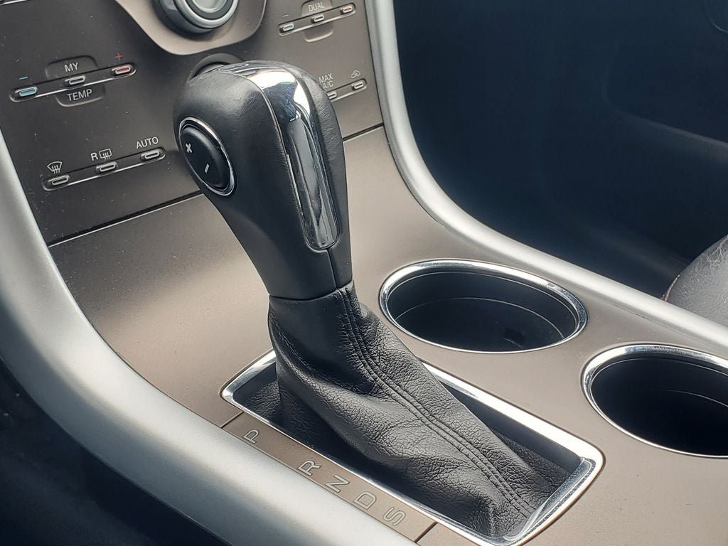Used 2013 Ford Edge SEL FWD image 19