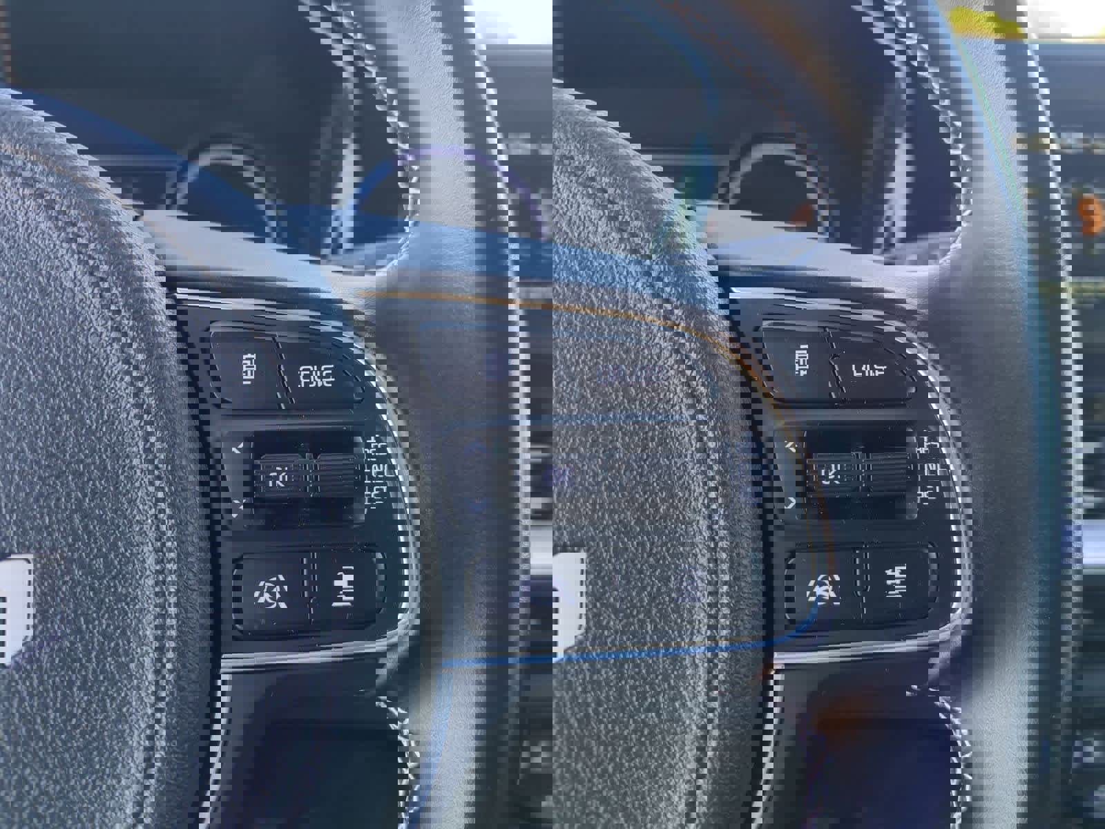 Certified 2022 Kia Niro EX image 24