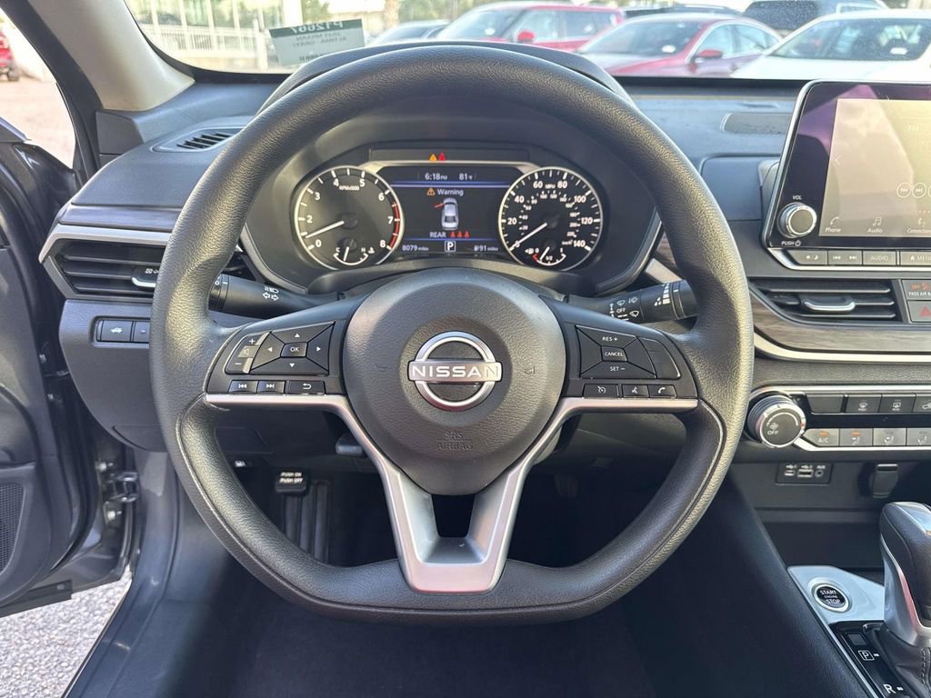 Used 2025 Nissan Altima 2.5 SV image 22