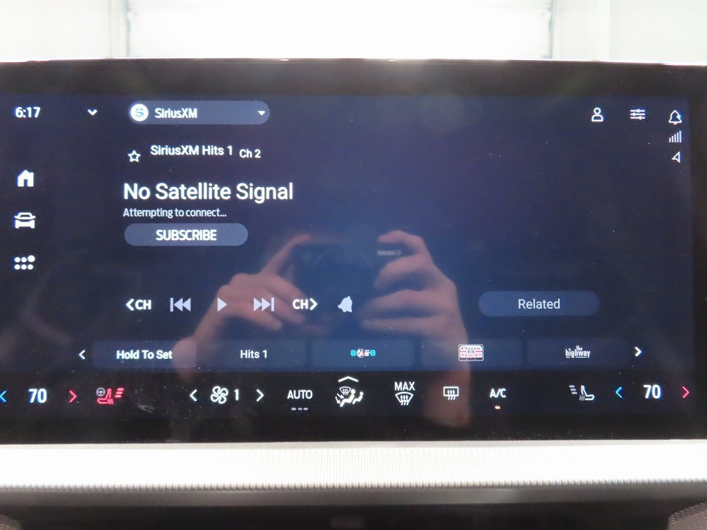 Used 2025 Ford Explorer ST image 20