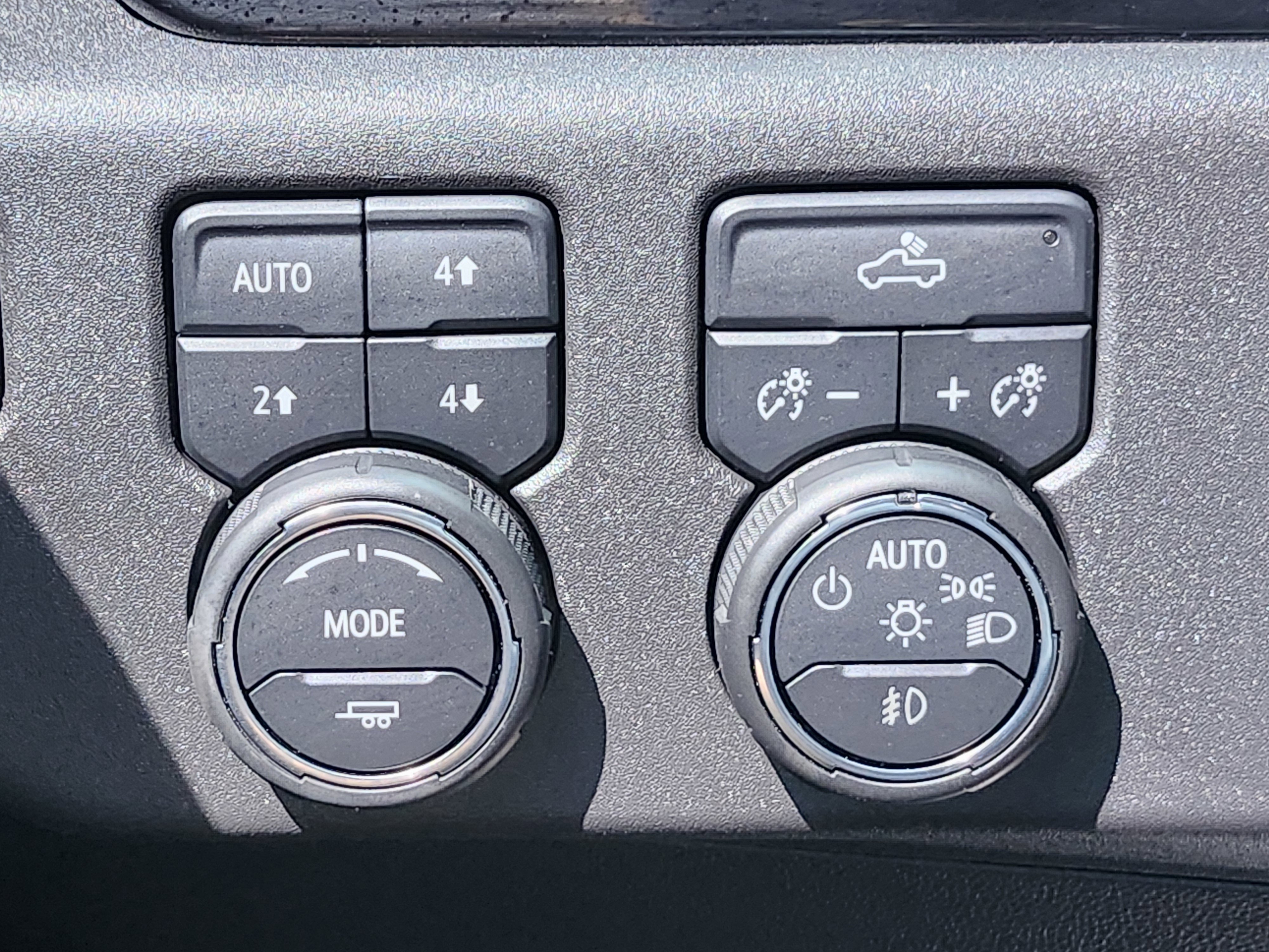 Used 2023 Chevrolet Silverado 1500 LT Trail Boss w/ Protection Package image 36