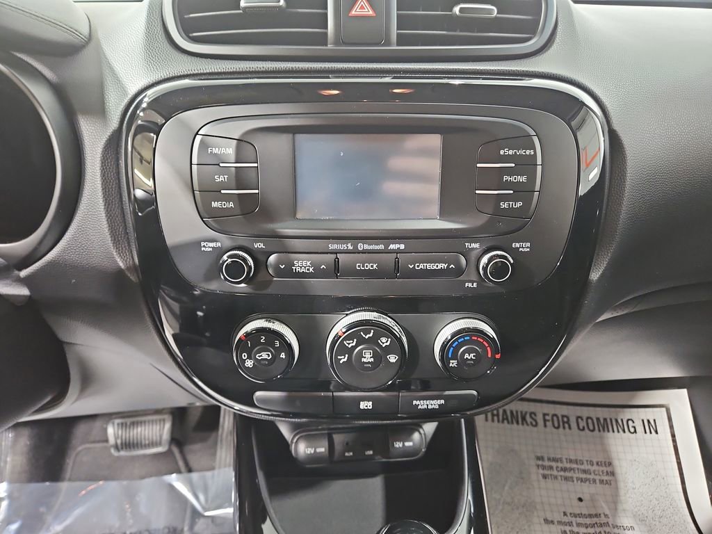 Used 2015 Kia Soul ! image 19