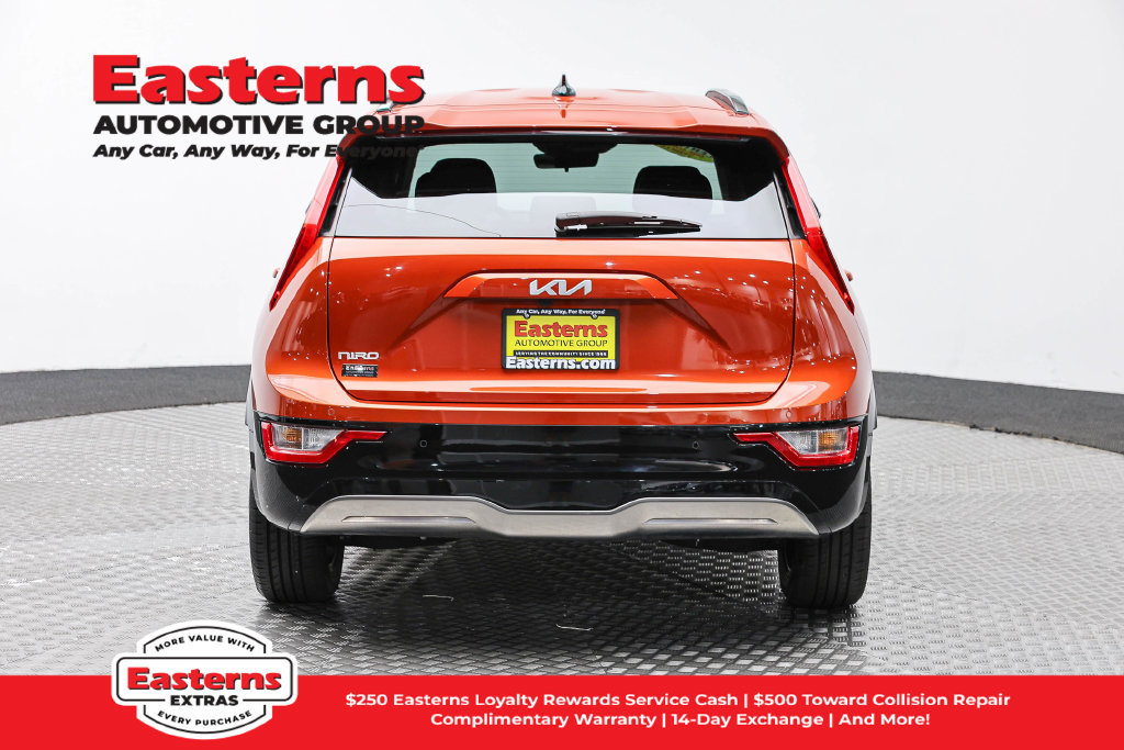 Used 2023 Kia Niro Wind w/ Wind Preserve Package FWD image 7