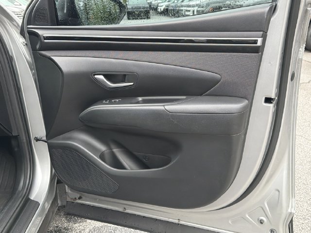 Certified 2024 Hyundai Tucson SEL w/ Convenience Package FWD image 17