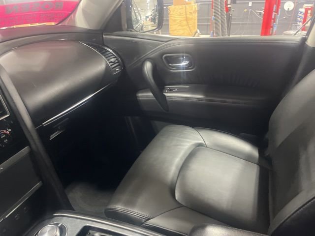Used 2021 Nissan Armada SV w/ SV Appearance Package image 11