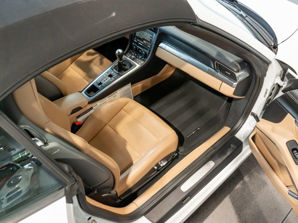 Certified 2016 Porsche 911 Carrera S RWD image 22