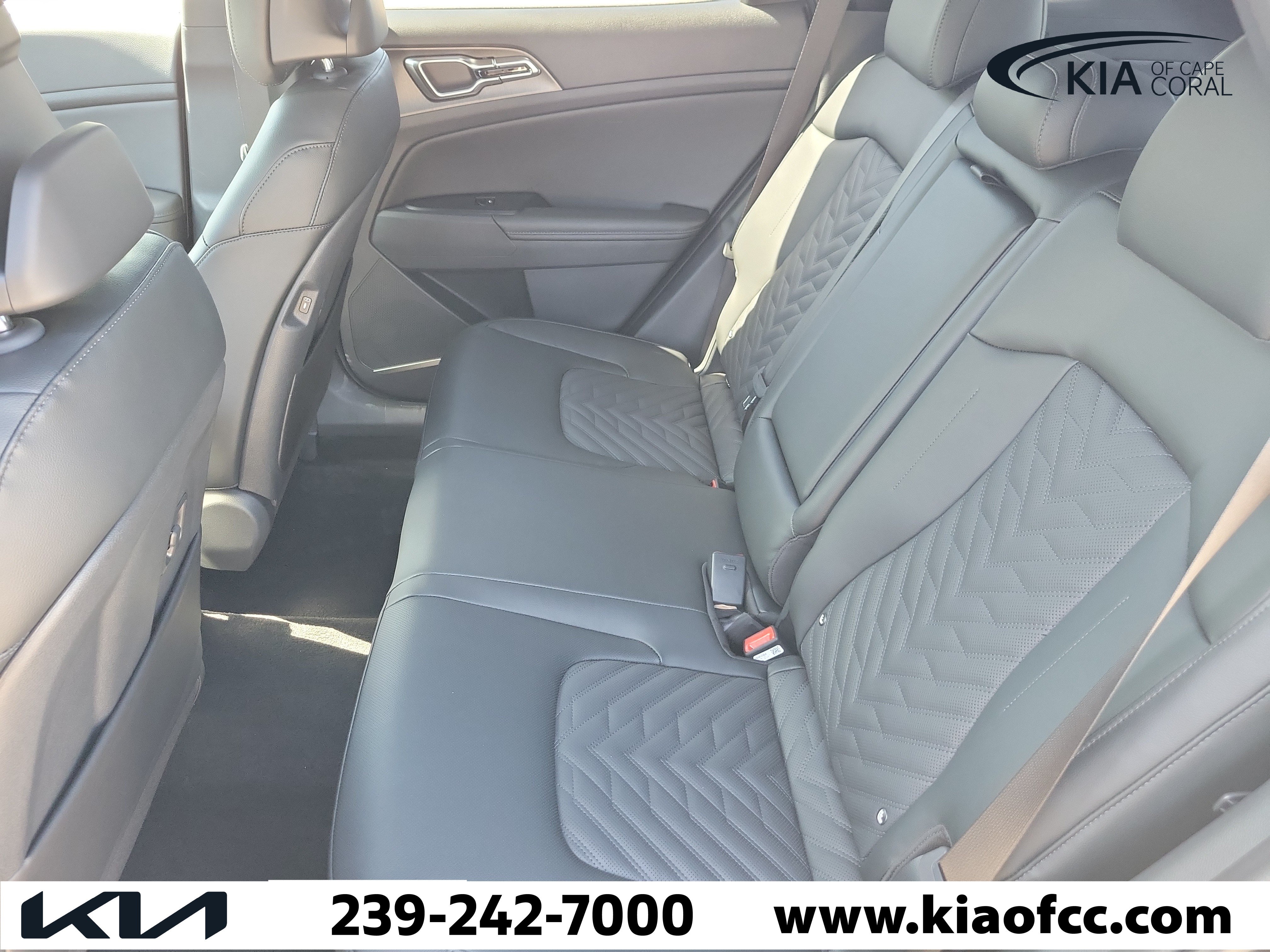New 2027 Kia Sportage X-Line w/ X-Line Technology Package AWD/4WD image 13