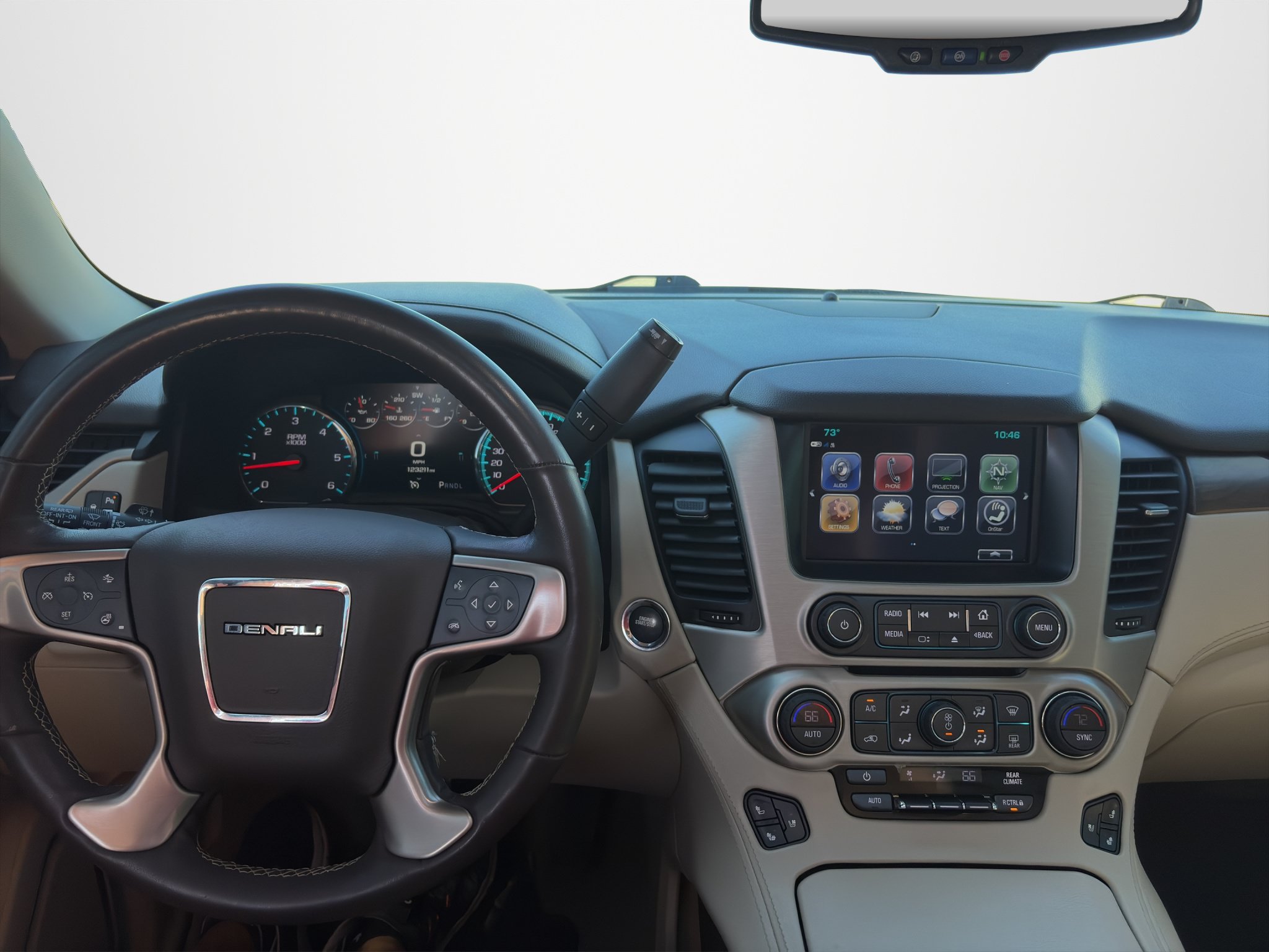 Used 2019 GMC Yukon XL Denali AWD/4WD image 17
