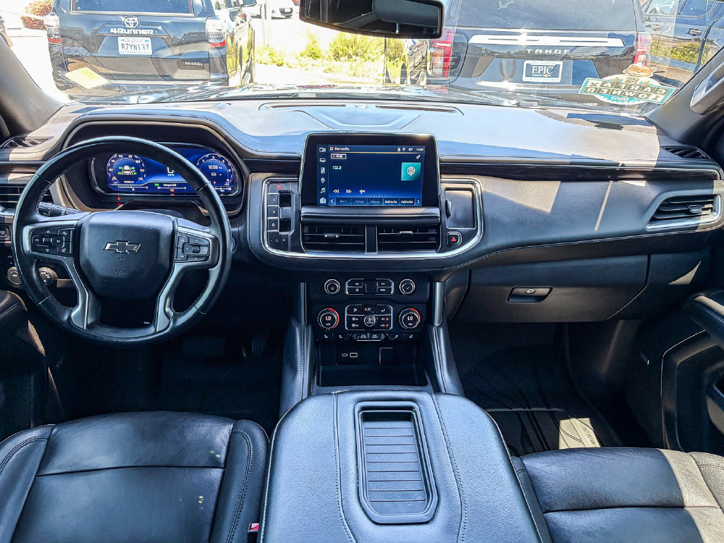 Used 2024 Chevrolet Suburban Z71 w/ Luxury Package AWD/4WD image 15
