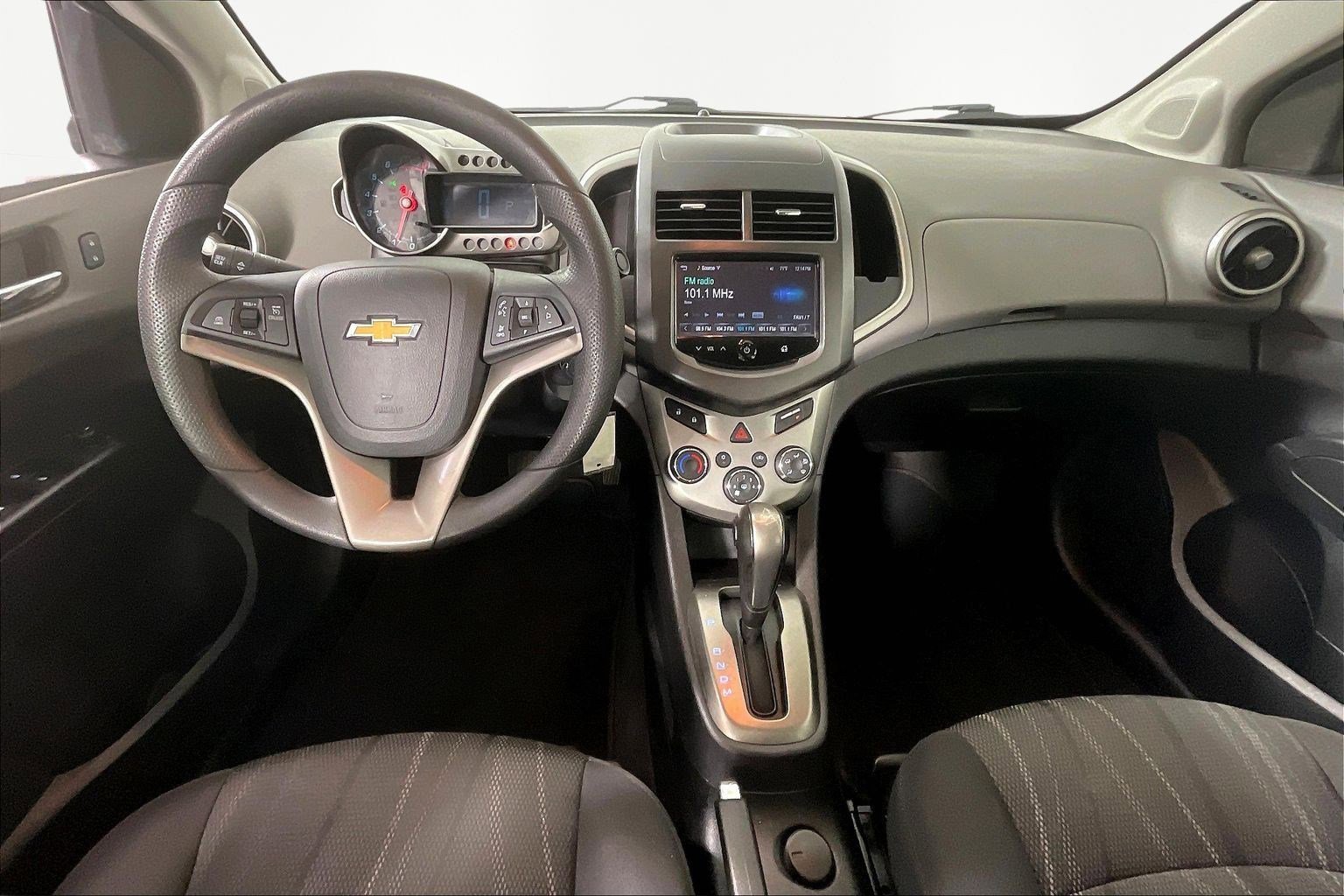 Used 2016 Chevrolet Sonic LT FWD image 7