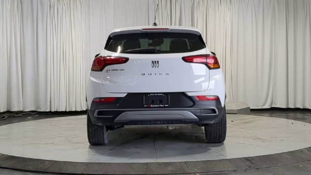 Used 2024 Buick Encore GX Preferred w/ Comfort Package image 7