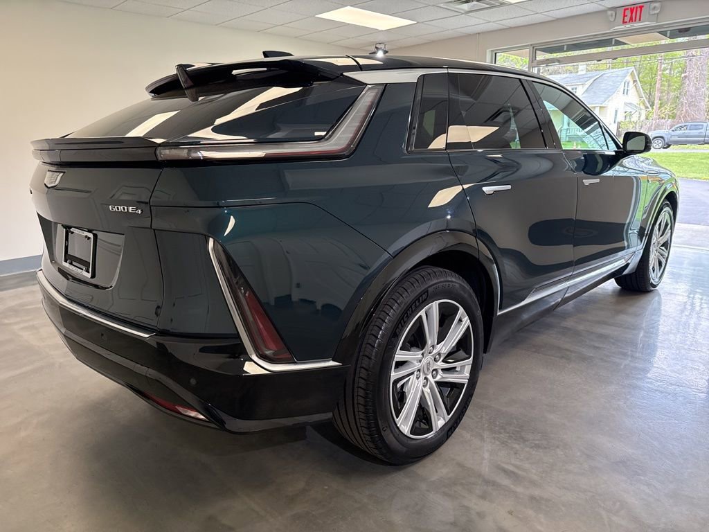 Certified 2024 Cadillac Lyriq Tech AWD/4WD image 3