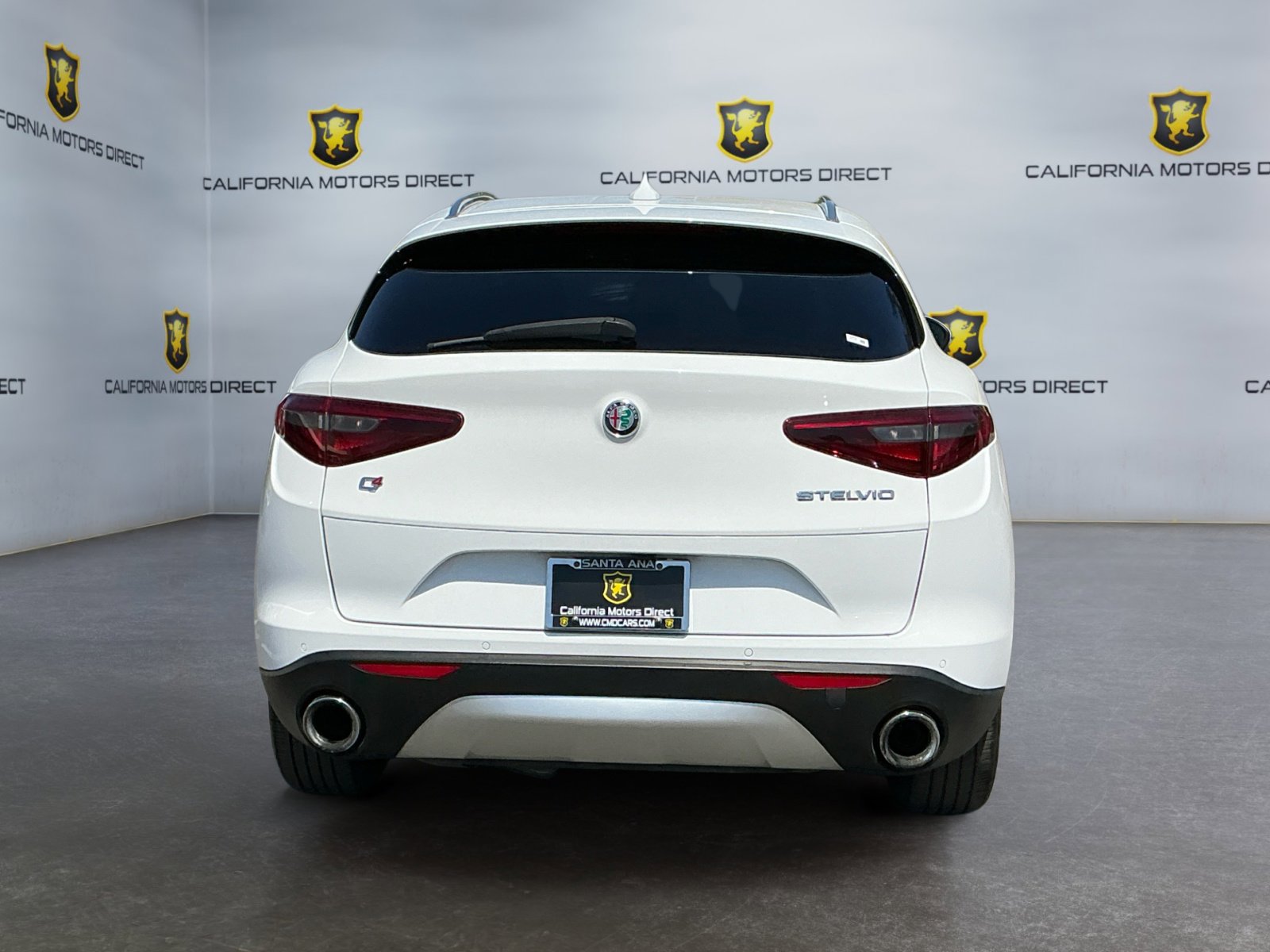 Used 2018 Alfa Romeo Stelvio AWD image 6