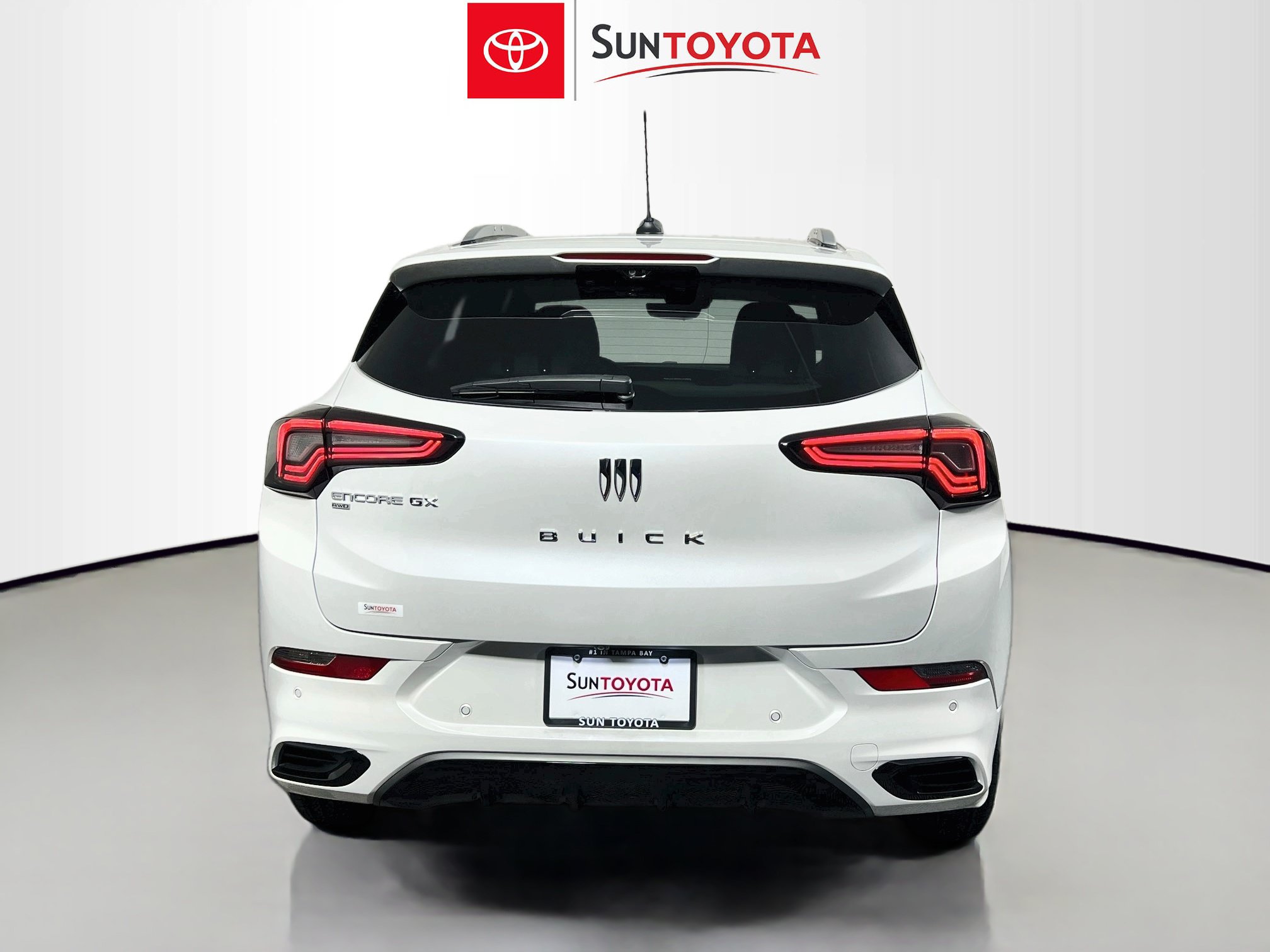 Used 2026 Buick Encore GX Avenir w/ Avenir Technology Package AWD/4WD image 5