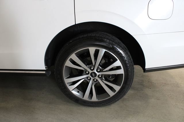 Used 2020 Ford Expedition Limited w/ Equipment Group 302A AWD/4WD image 29