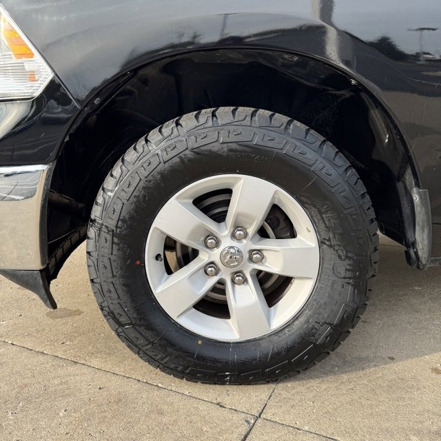 Used 2023 RAM 1500 Classic SLT w/ Trailer & Traction Group image 9