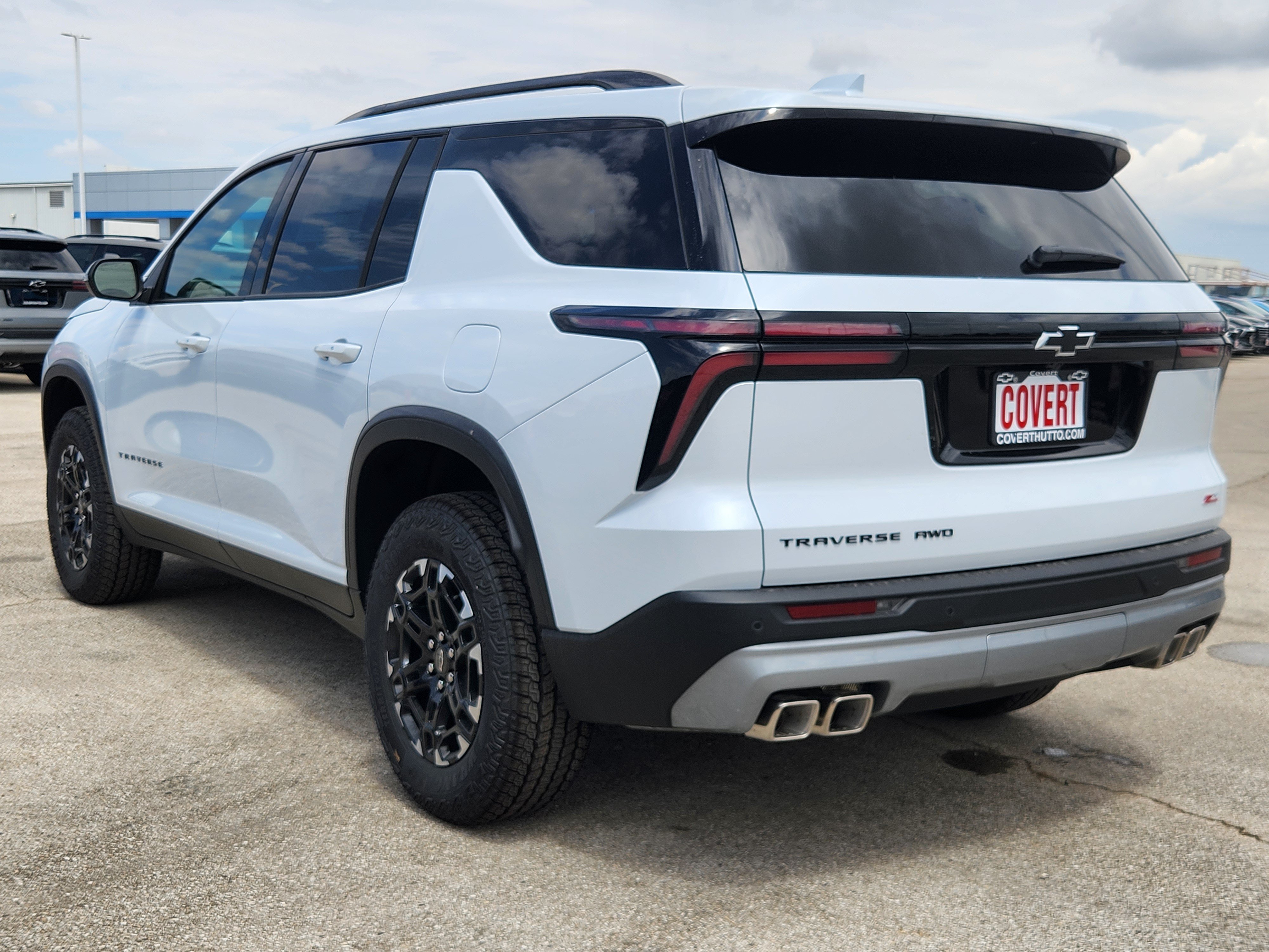 New 2027 Chevrolet Traverse Z71 AWD/4WD image 4