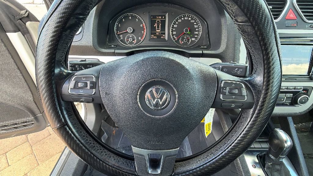 Used 2012 Volkswagen Eos Komfort FWD image 17